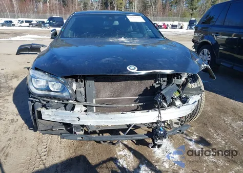 2014 BMW Alpina B7 z USA, uszkodzony, nr VIN WBAYE8C50ED135826